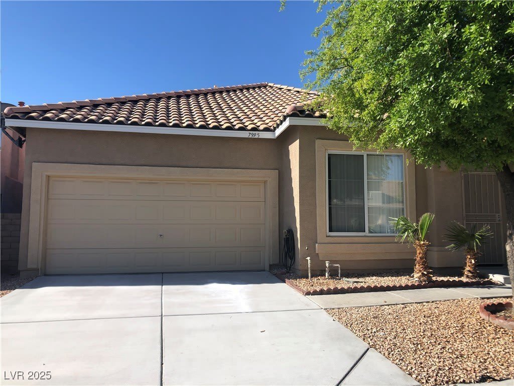 7995 BONAVENTURE Drive