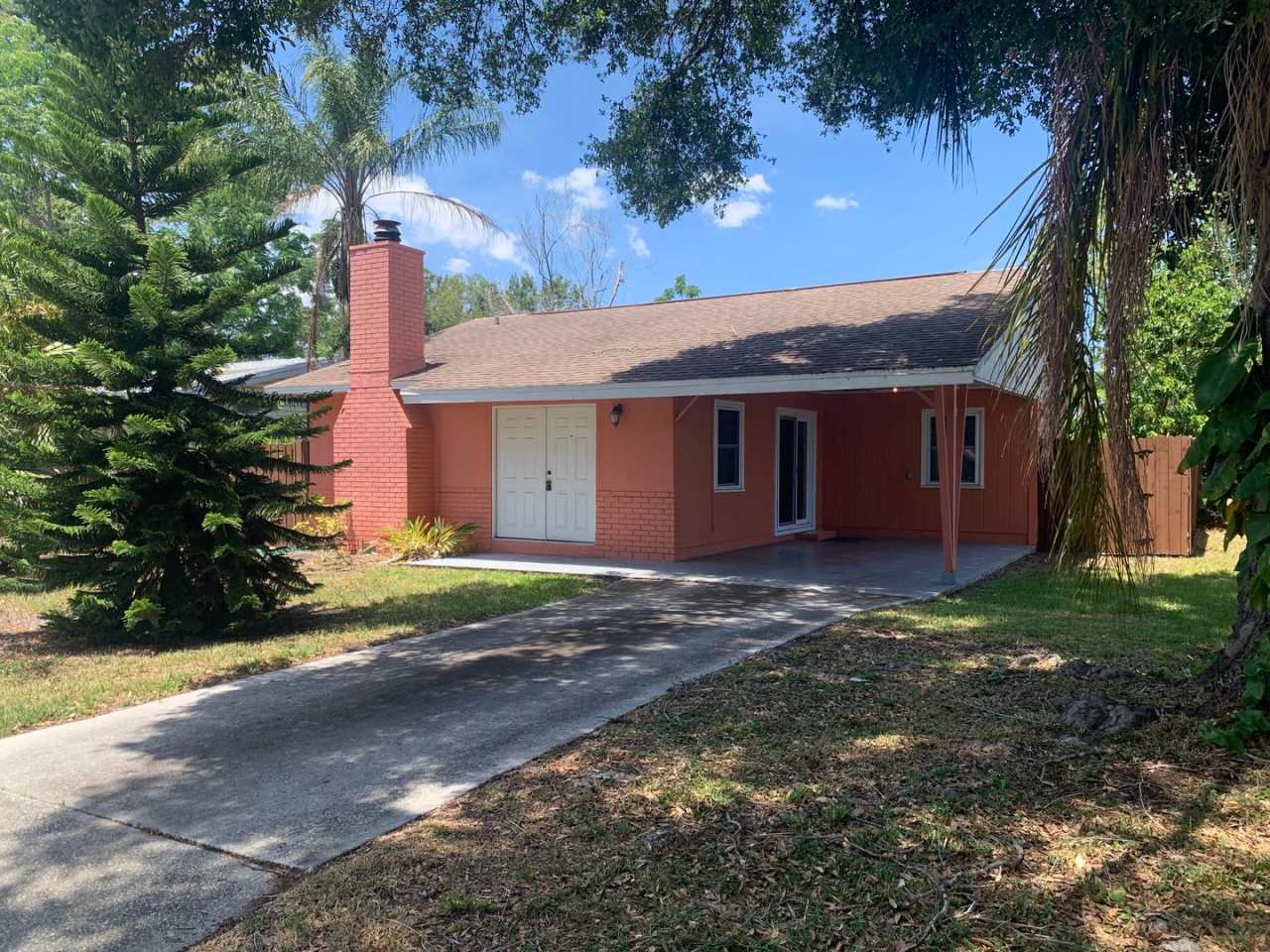 2 Bedroom house for rent - Move in now - no rent till October 1st