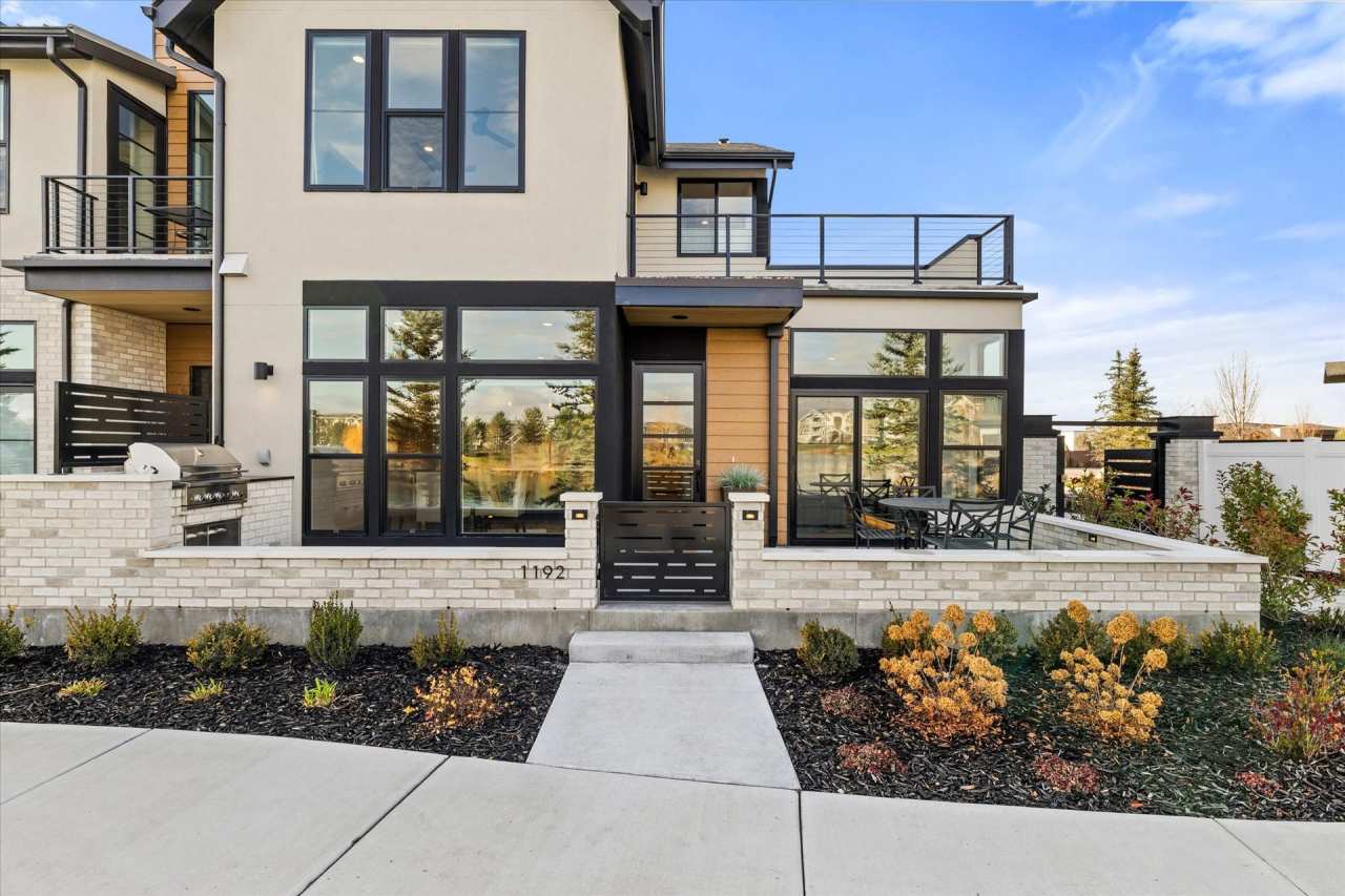 Waterfront End-Unit | 3 Bed | 3 Bath | 2,189 Sq. Ft. | Gated Community | Luxury Lake Living