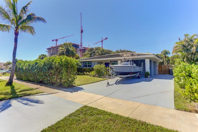 140 Date Palm Drive