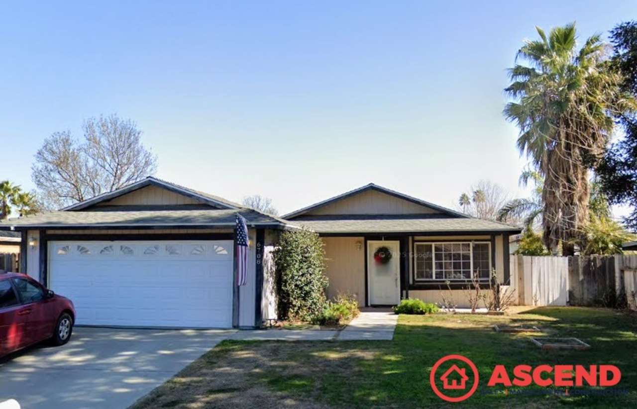 Charming home is Oildale!