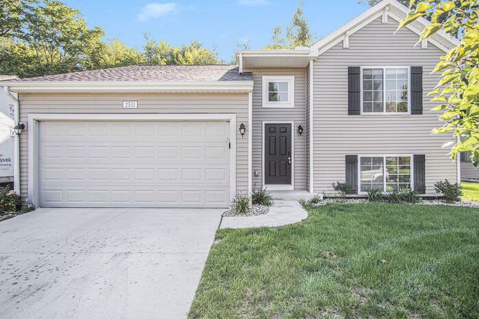 6358 Vine Leaf Drive