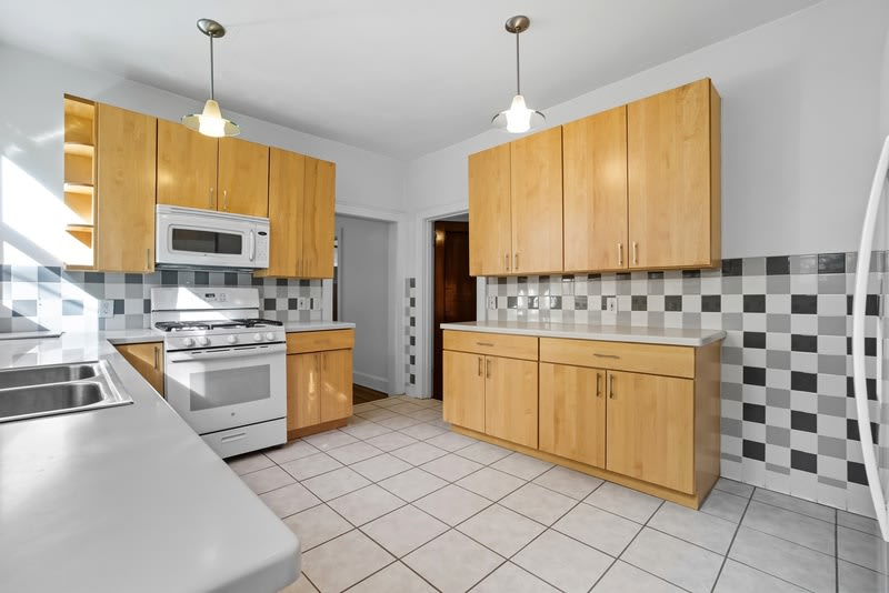 609 Baldwin Avenue Unit 1