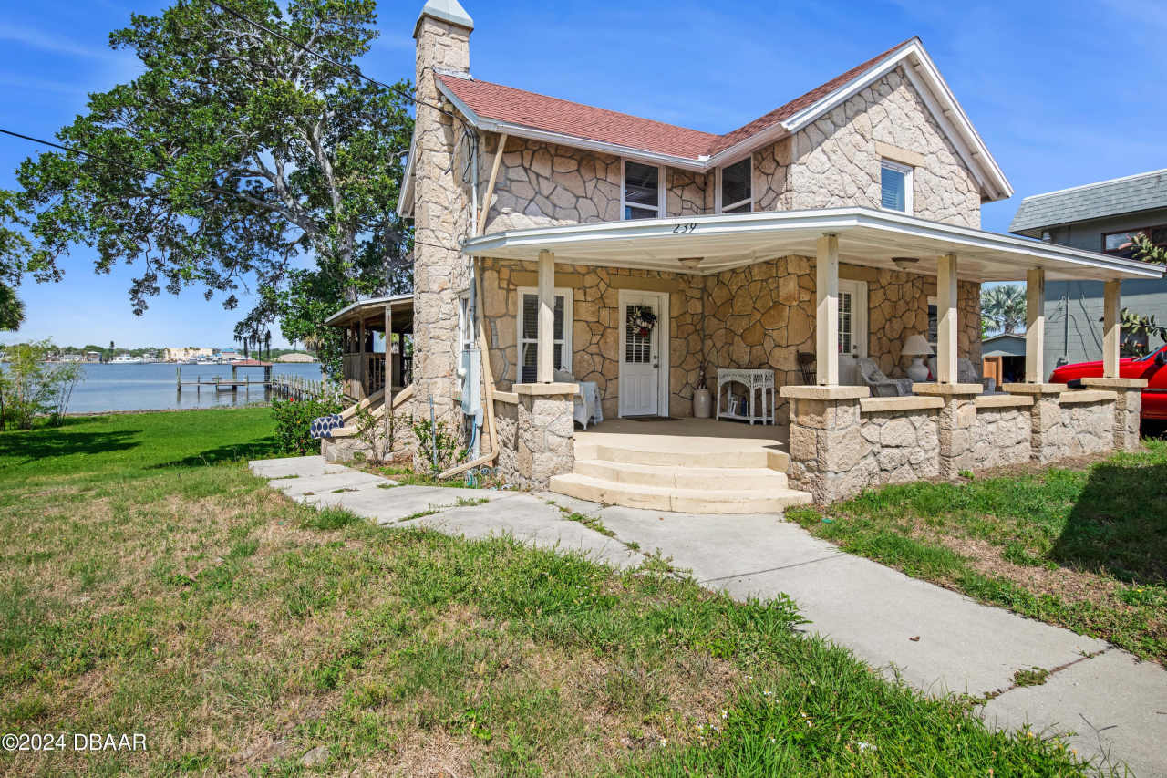 239 N Halifax Avenue