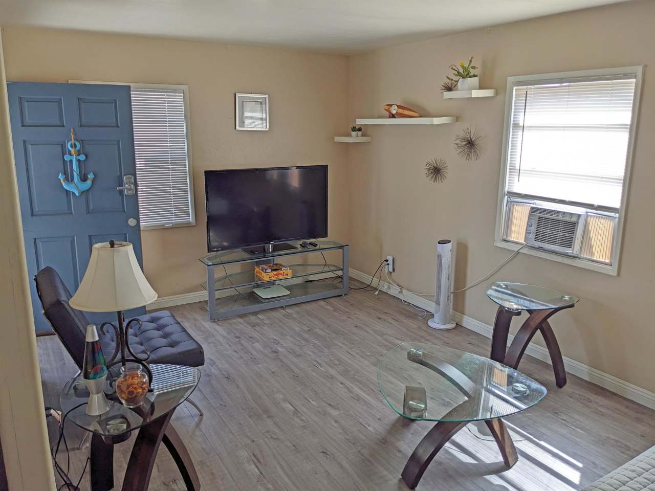 3868-72 Mission Boulevard - 3870