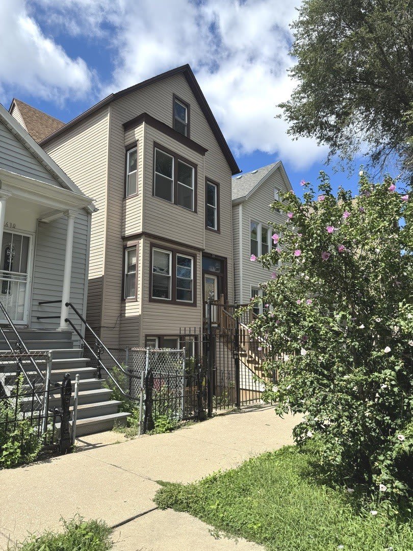 1632 N Fairfield Avenue