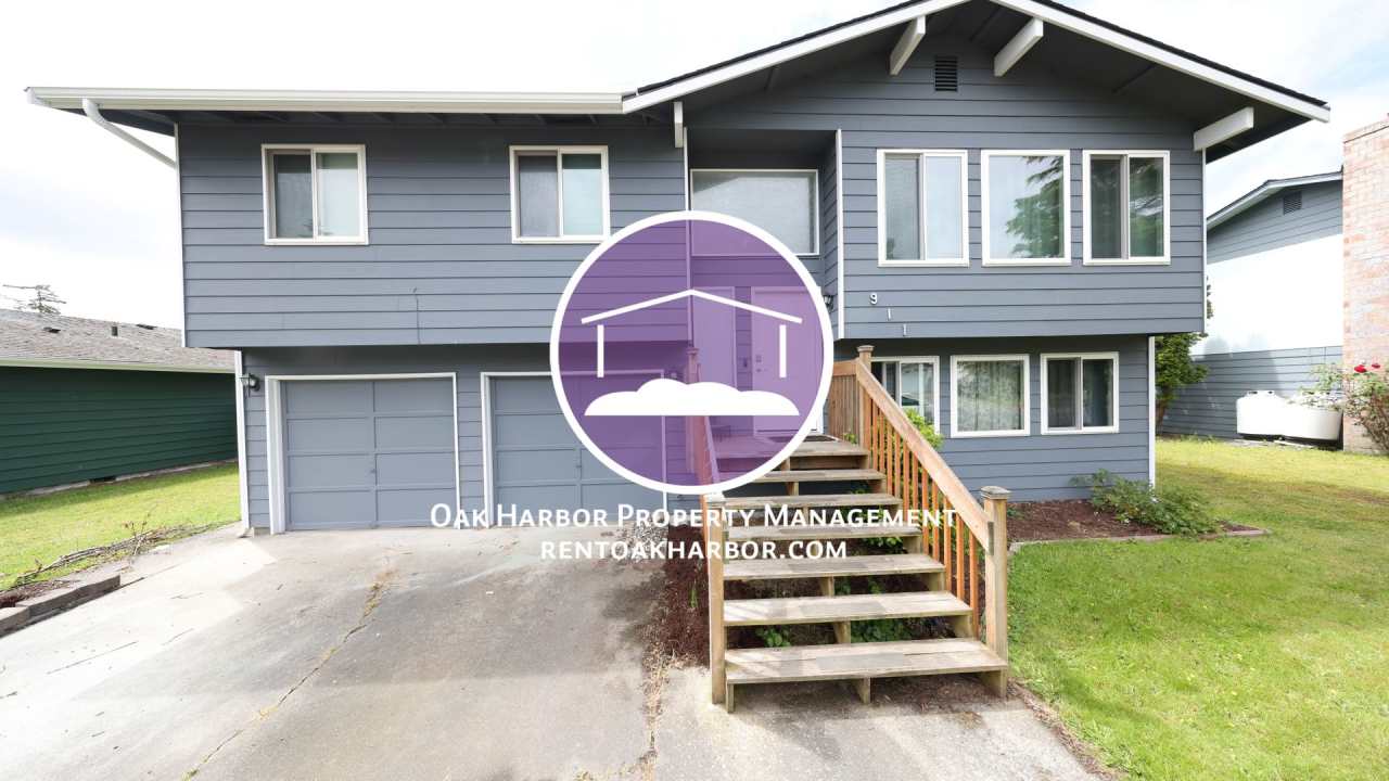 3 Bed 2 Bath - A/C - Large Backyard - Dog Friendly - NAS Whidbey