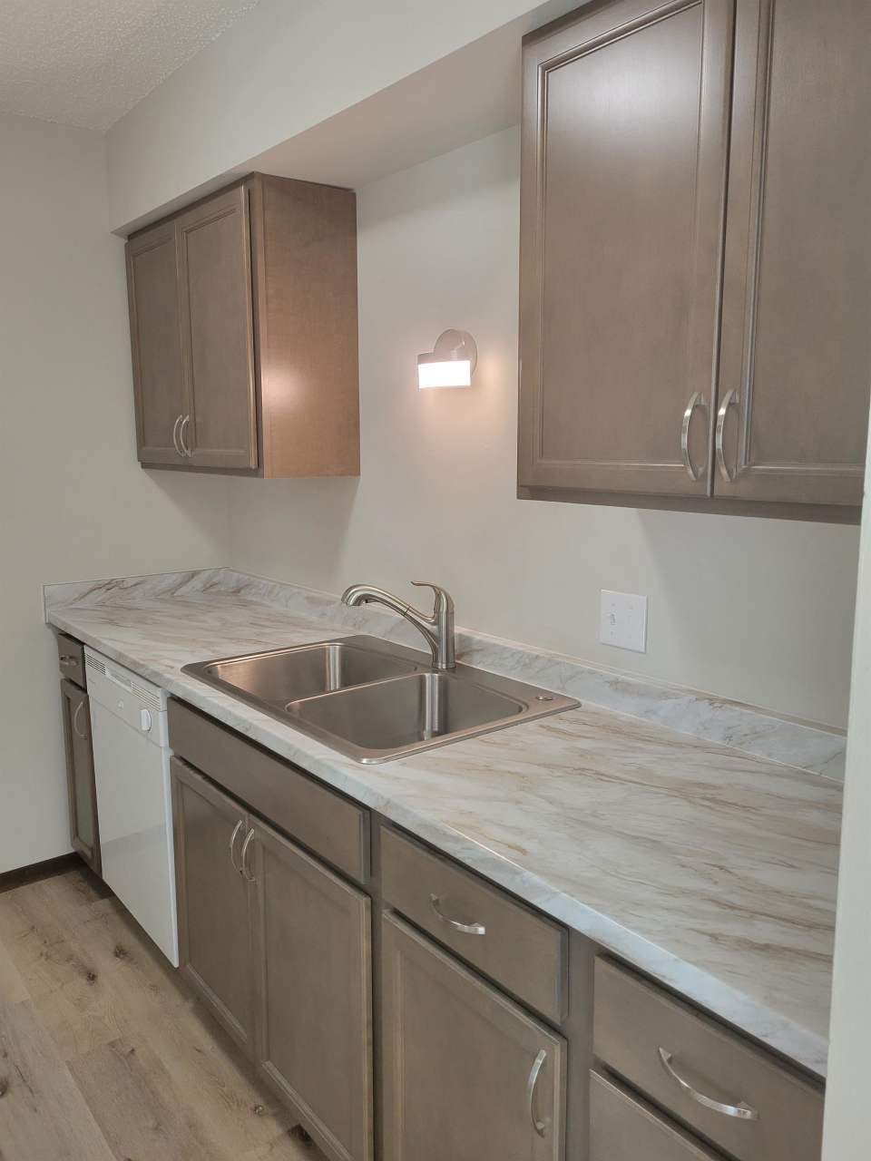 2835 Tanglefoot Lane, Apt. 10