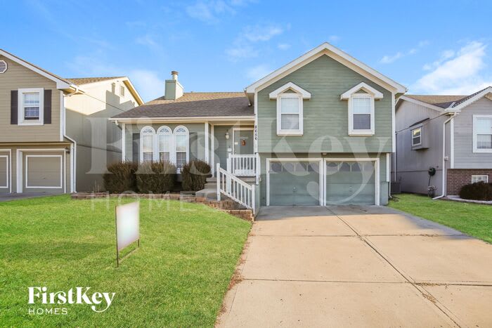 8656 Northeast 110th Street