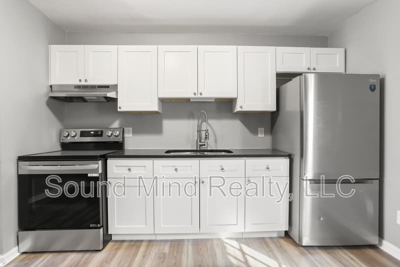 1401 Sportsman Trail