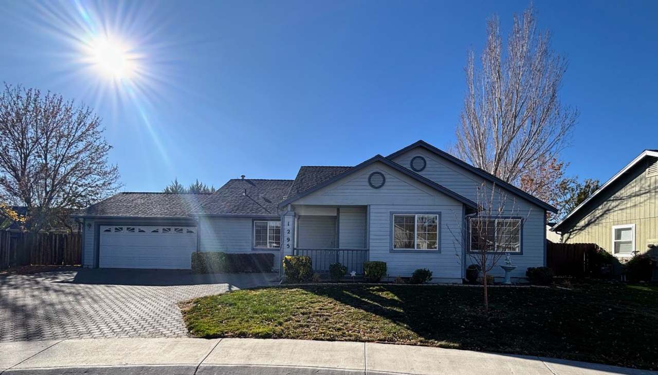 Great home in Chichester Estates