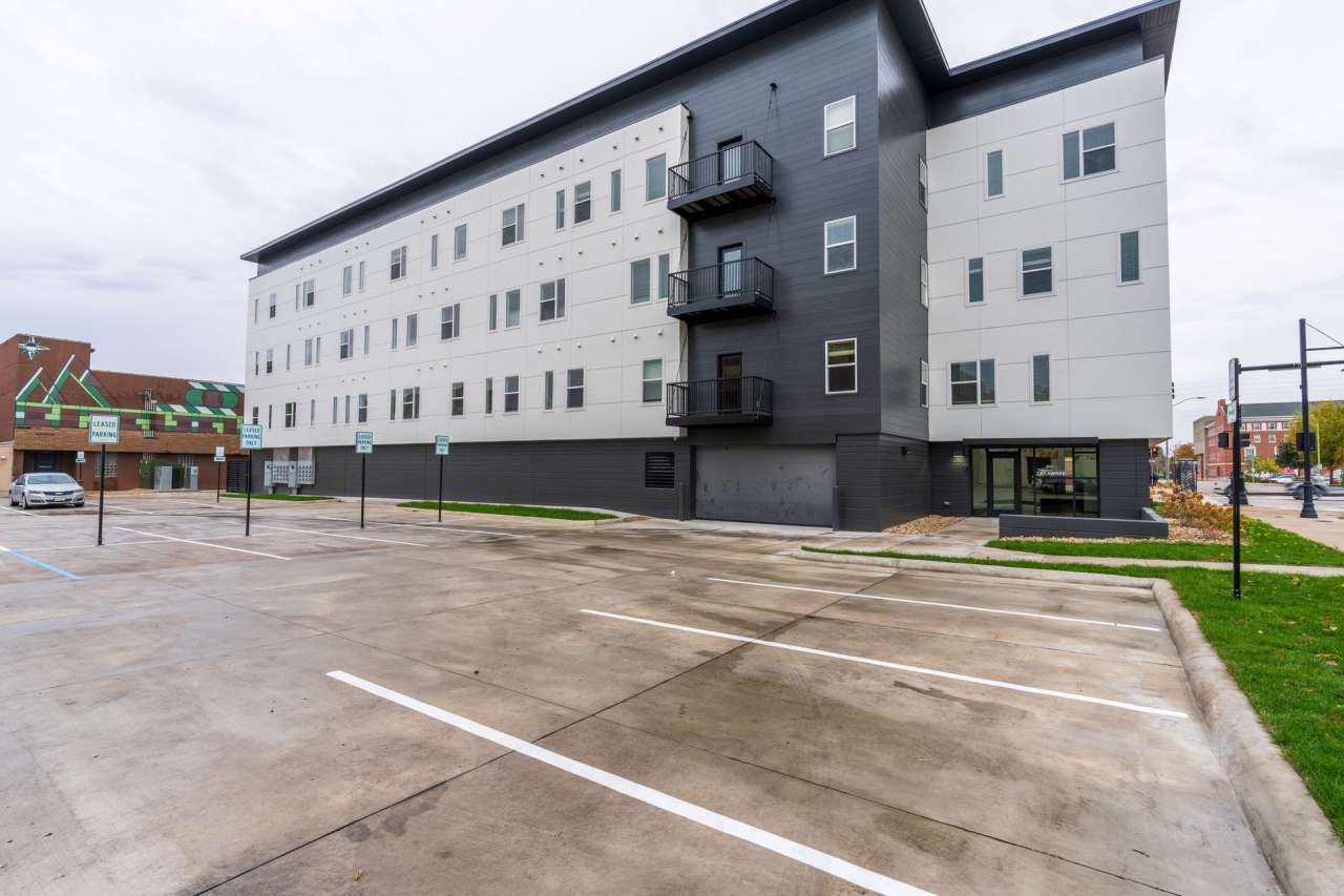 The Delaware - Luxury Apartment's in Mason City!