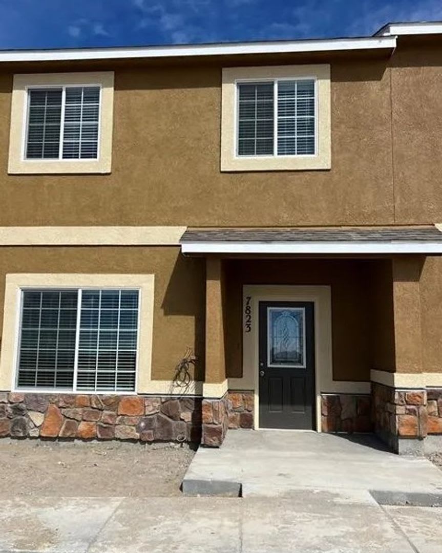 Amazing townhome in northern Colorado Springs