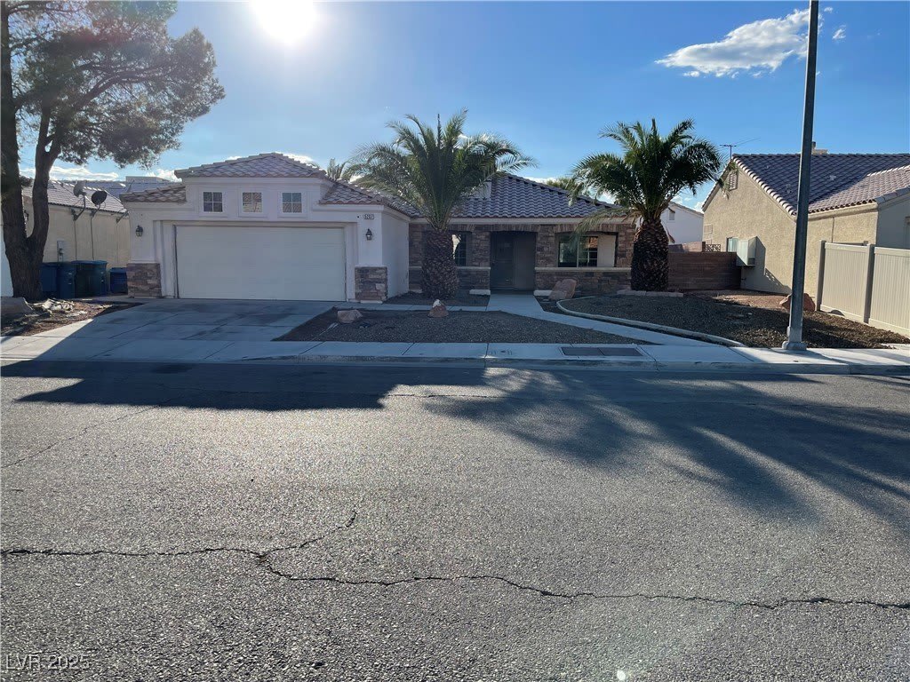 5207 Scott Robinson Boulevard