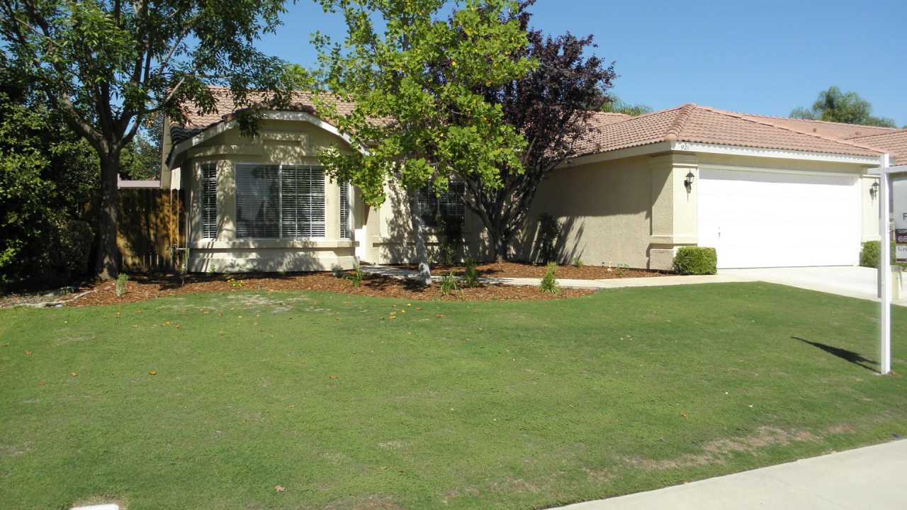 921 Harvest Creek, Bakersfield, CA 93312