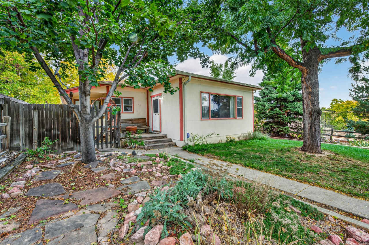 5519 South Greenwood Street