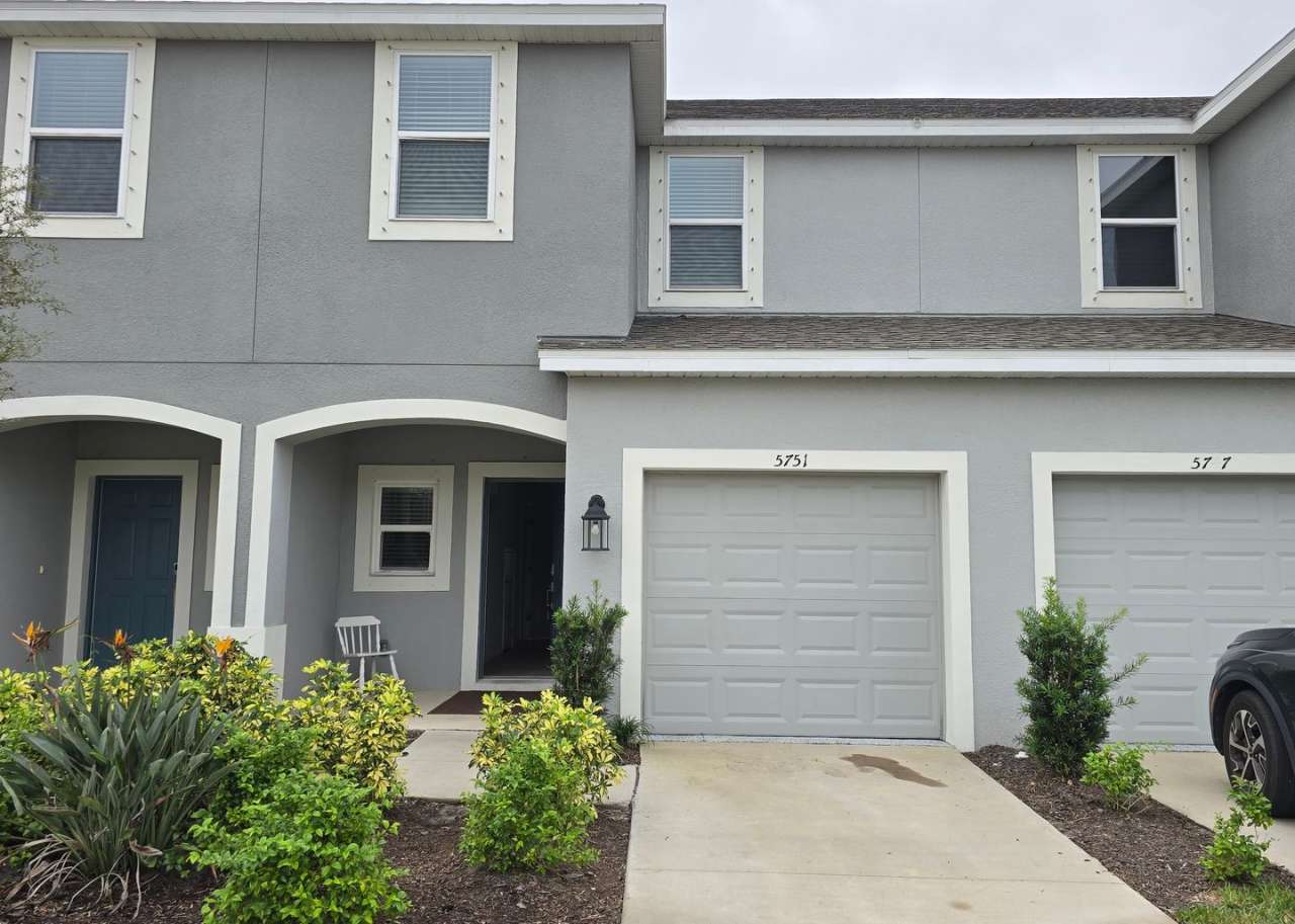 Palmero Community ~ 3 bed/ 2.5 bath Townhouse