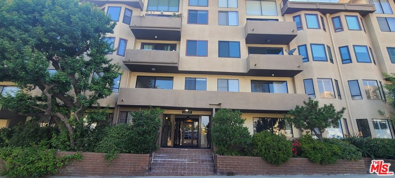 1557 S Beverly Glen Blvd unit: 104