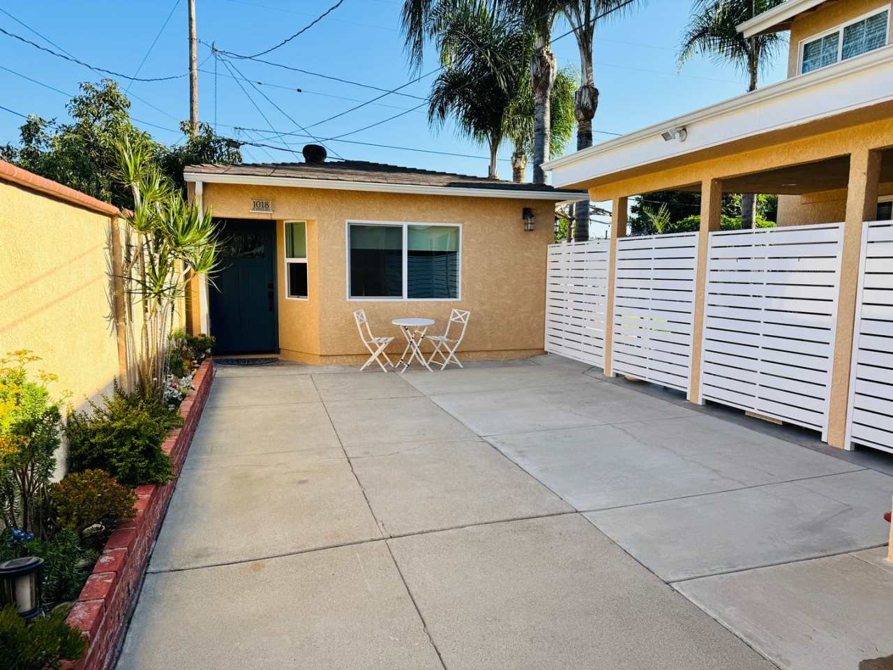 Beautifully Built 2-bedroom, 1.5-bath ADU Near Orange Circle!