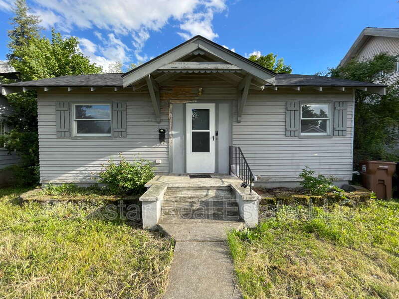 2010 East Bridgeport Avenue