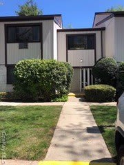 91 Richmond Boulevard unit: 1B