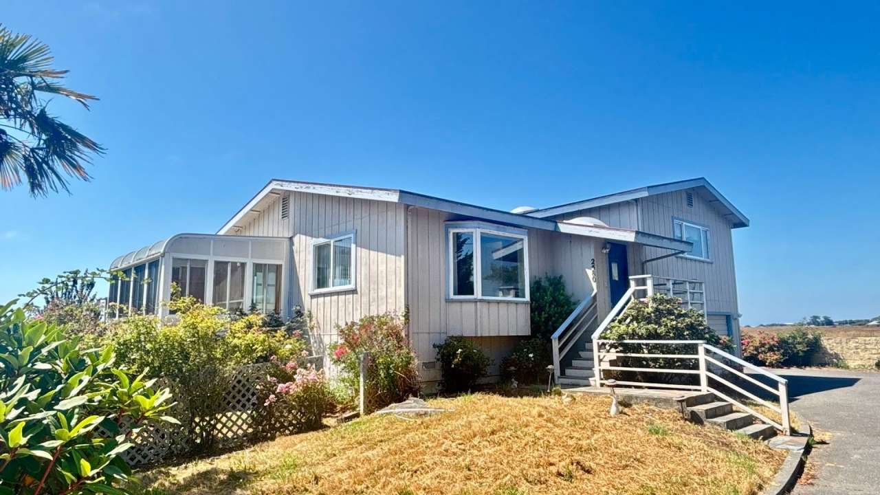 Spacious 3BD/2.5B Arcata home boasts farmland views, updated interior