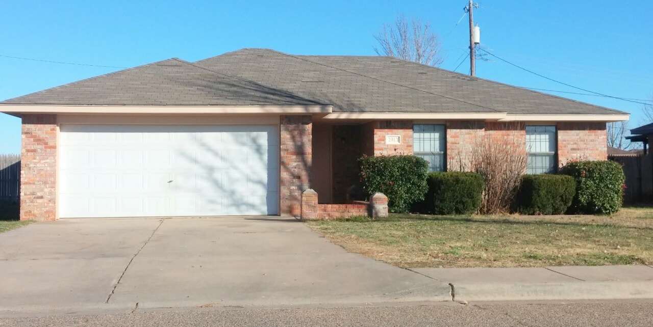 BRICK HOME NEAR HOSPTIAL AND CANNON ACCESS