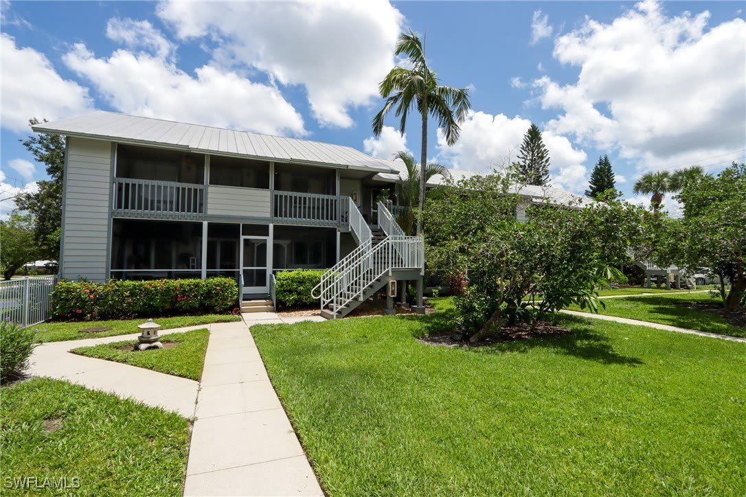 1275 7th Avenue N unit: 206