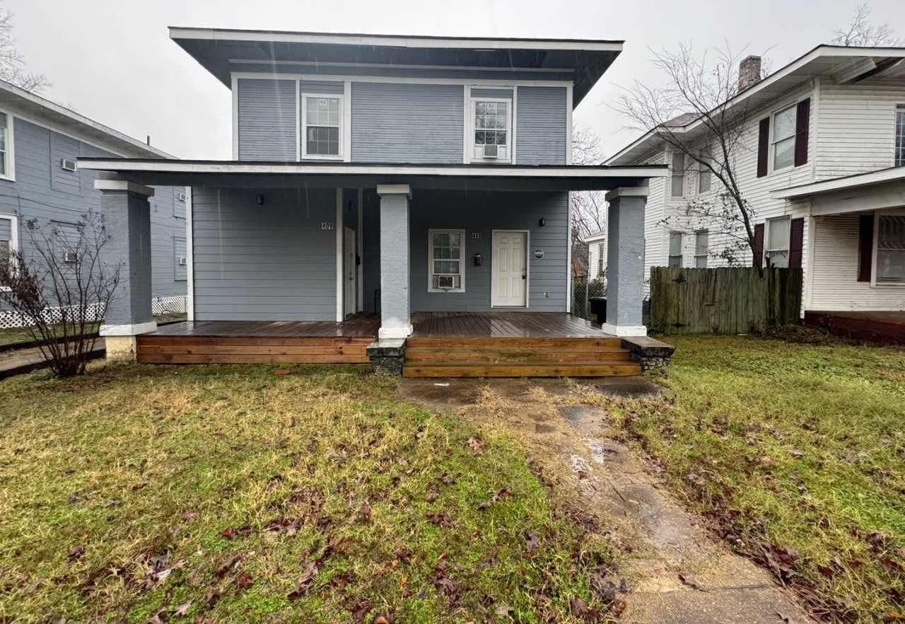 Two Bedroom Highland Apartment