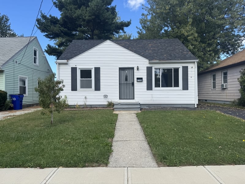 13506 Bennington Avenue