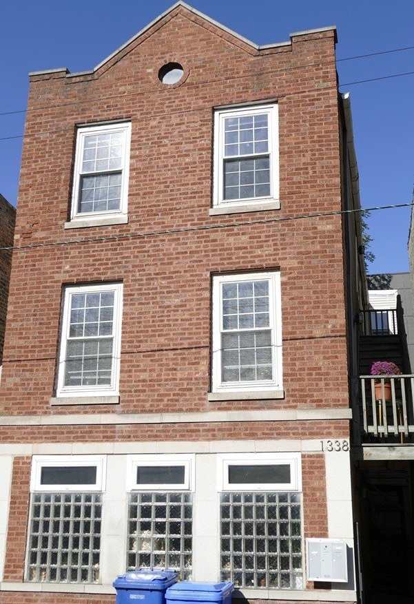1338 W Erie Street