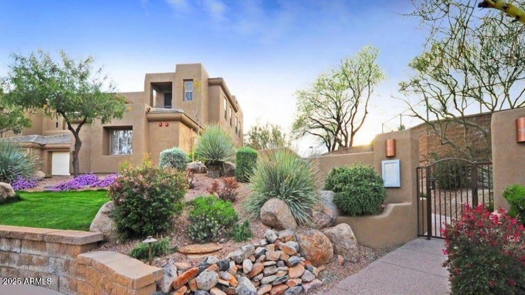 14850 E GRANDVIEW Drive unit: 204