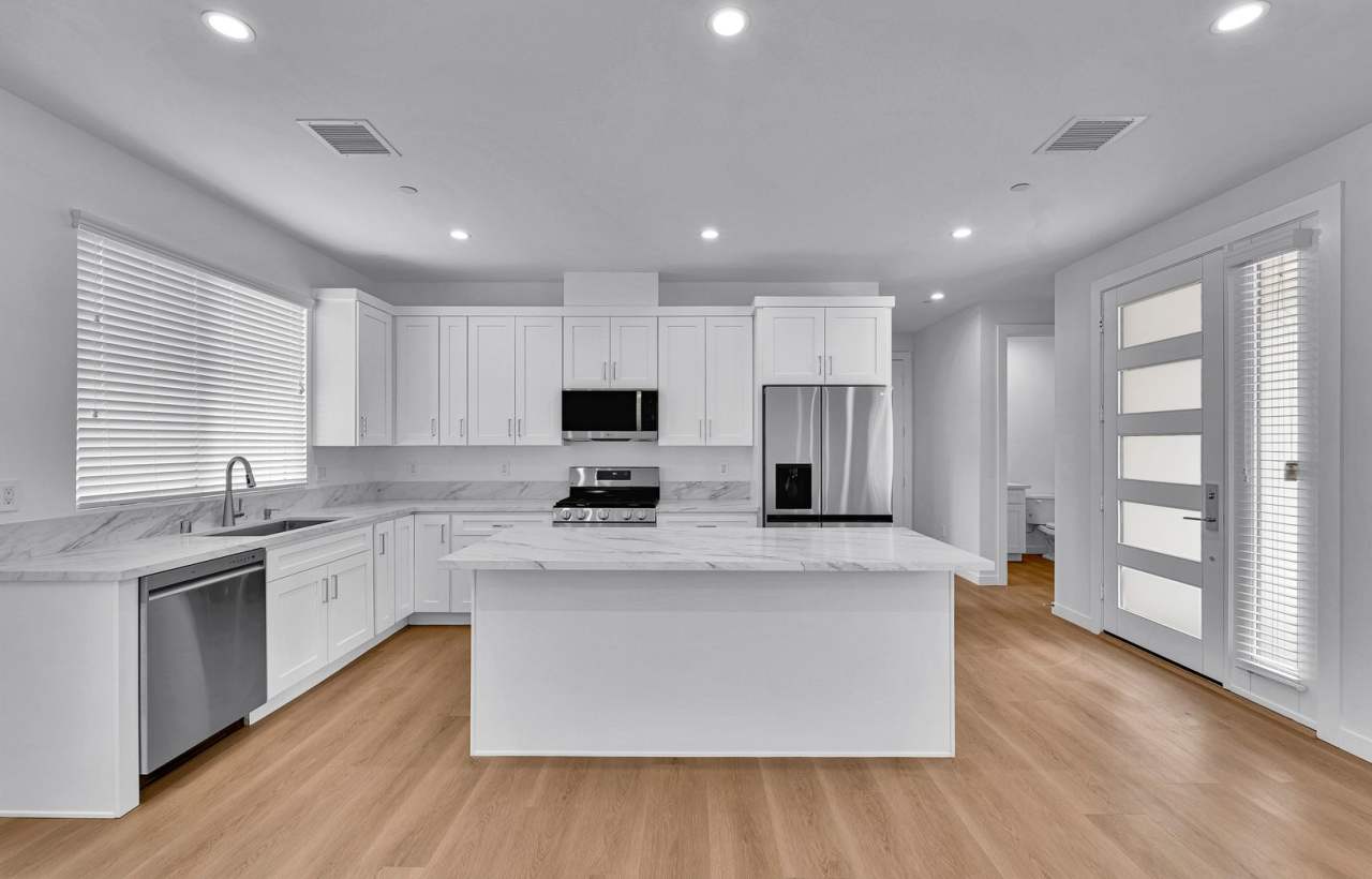 Modern Brand new 5-Bedroom Home for Lease in Northridge, CA – Luxury Living Awaits