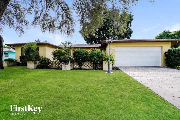 1320 Southeast 44th Street