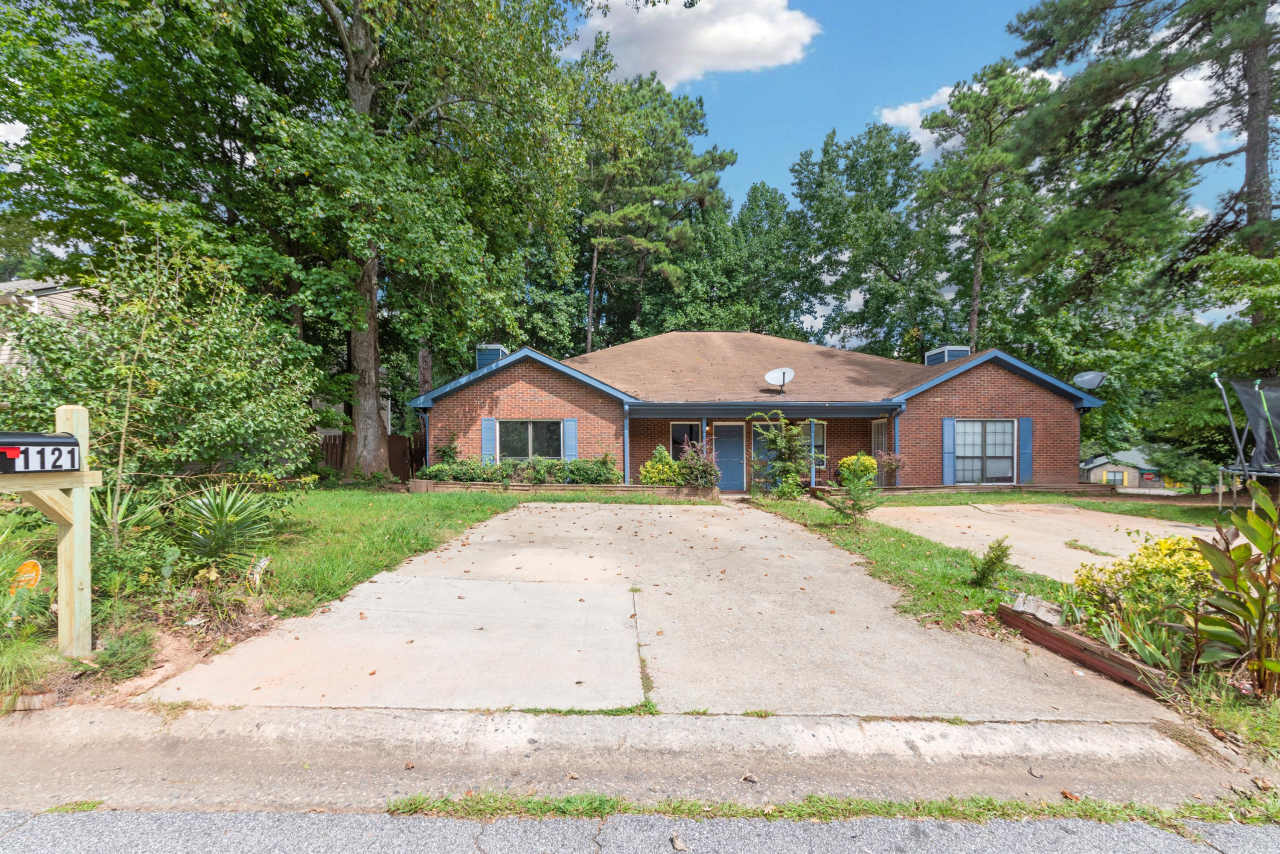 Brookstone Road - 1121