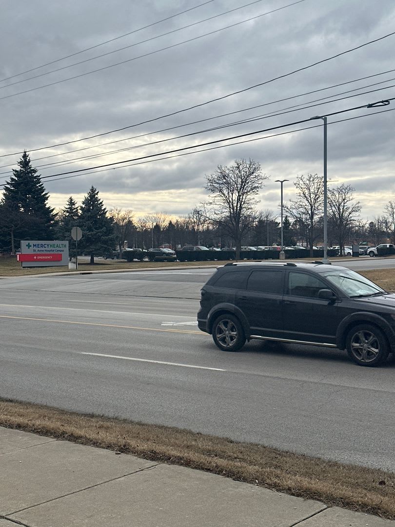 Spacious 4BR Townhome in Toledo