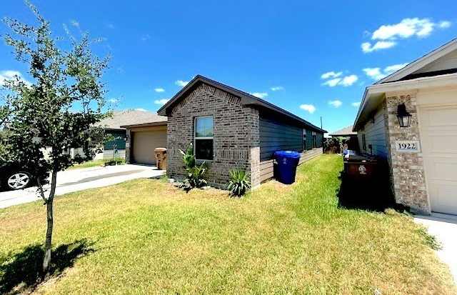 1918 Kentucky Derby Drive