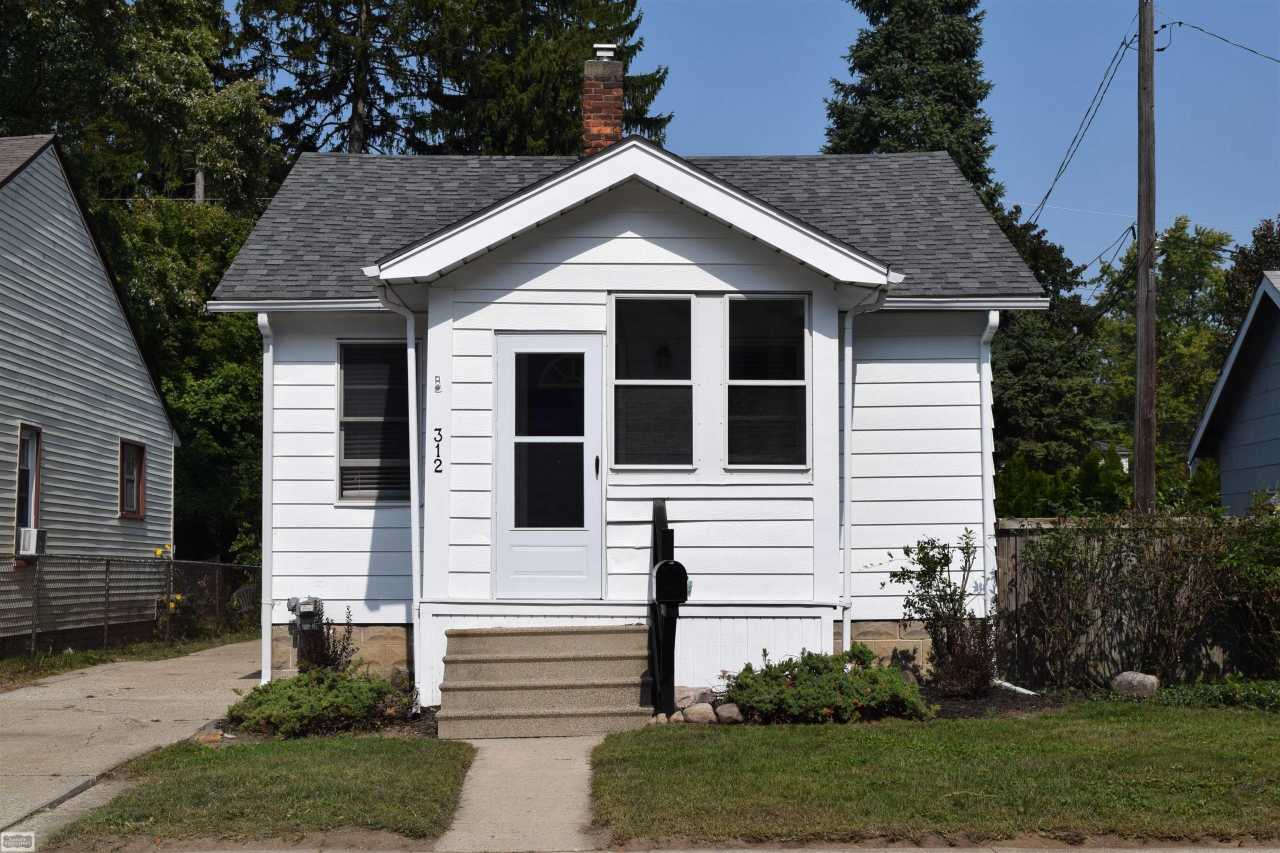 312 LaPlaza