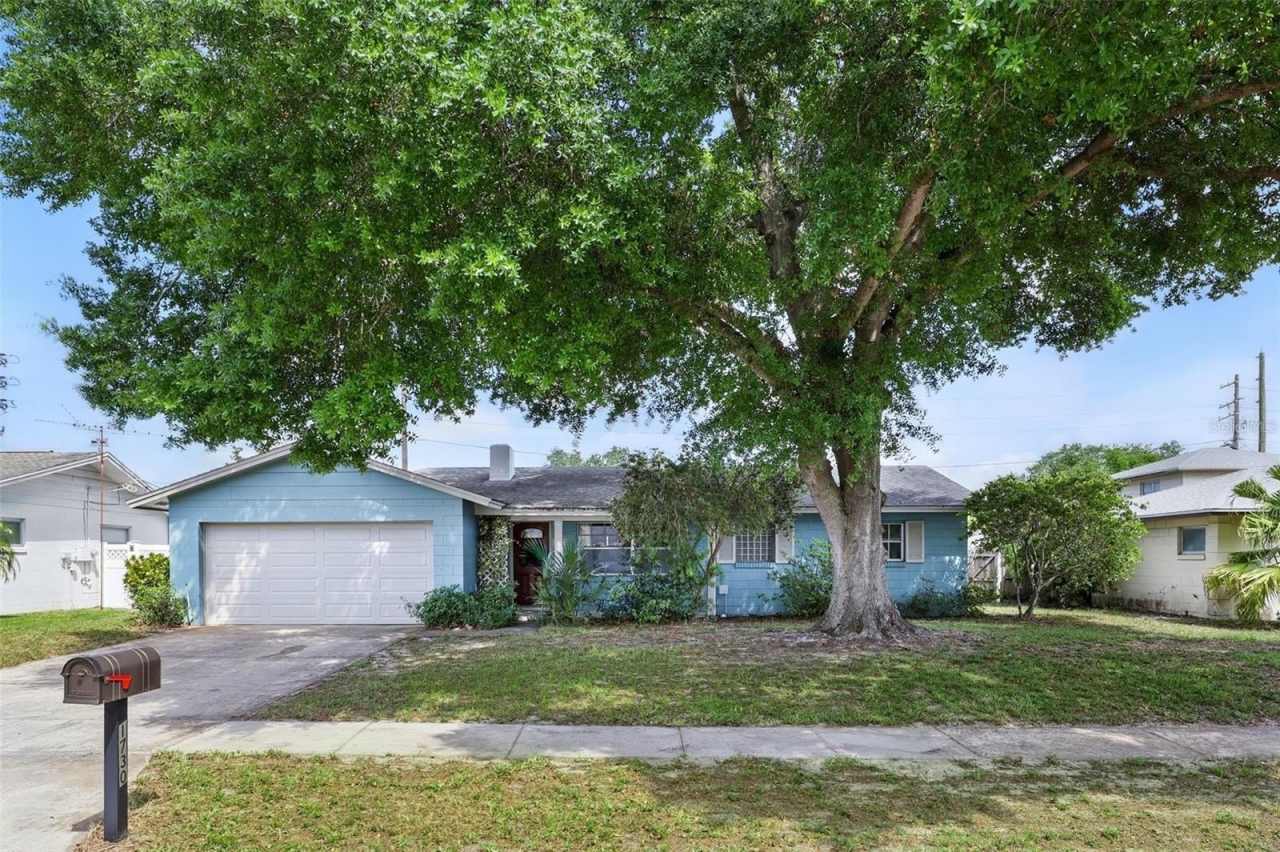 1730 SHOSHONEE TRAIL