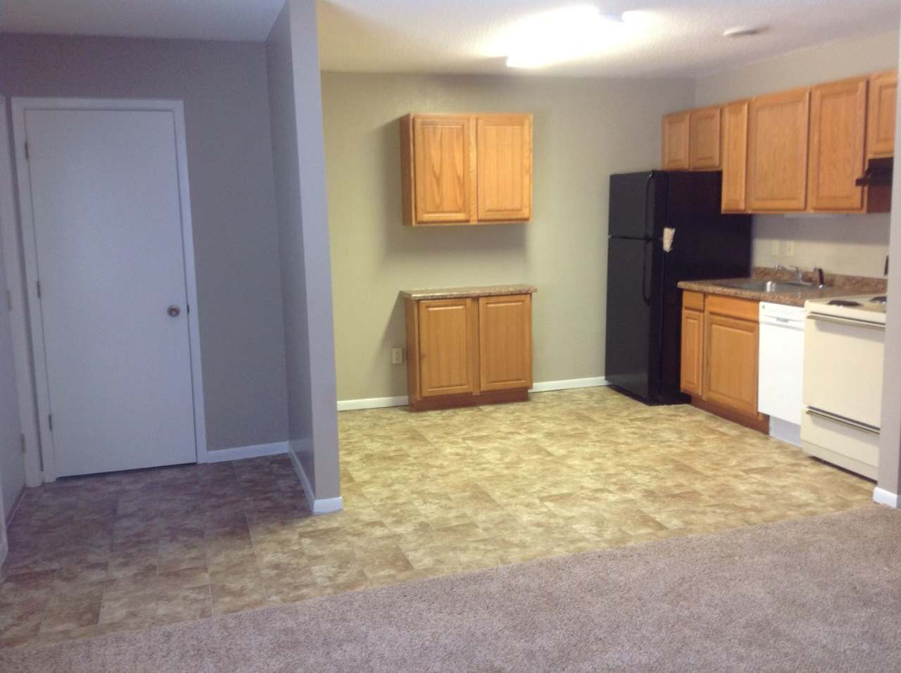Cute, 3 bedroom apartment for rent in Spicer, MN