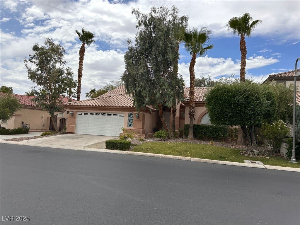 141 Cliff Valley Drive