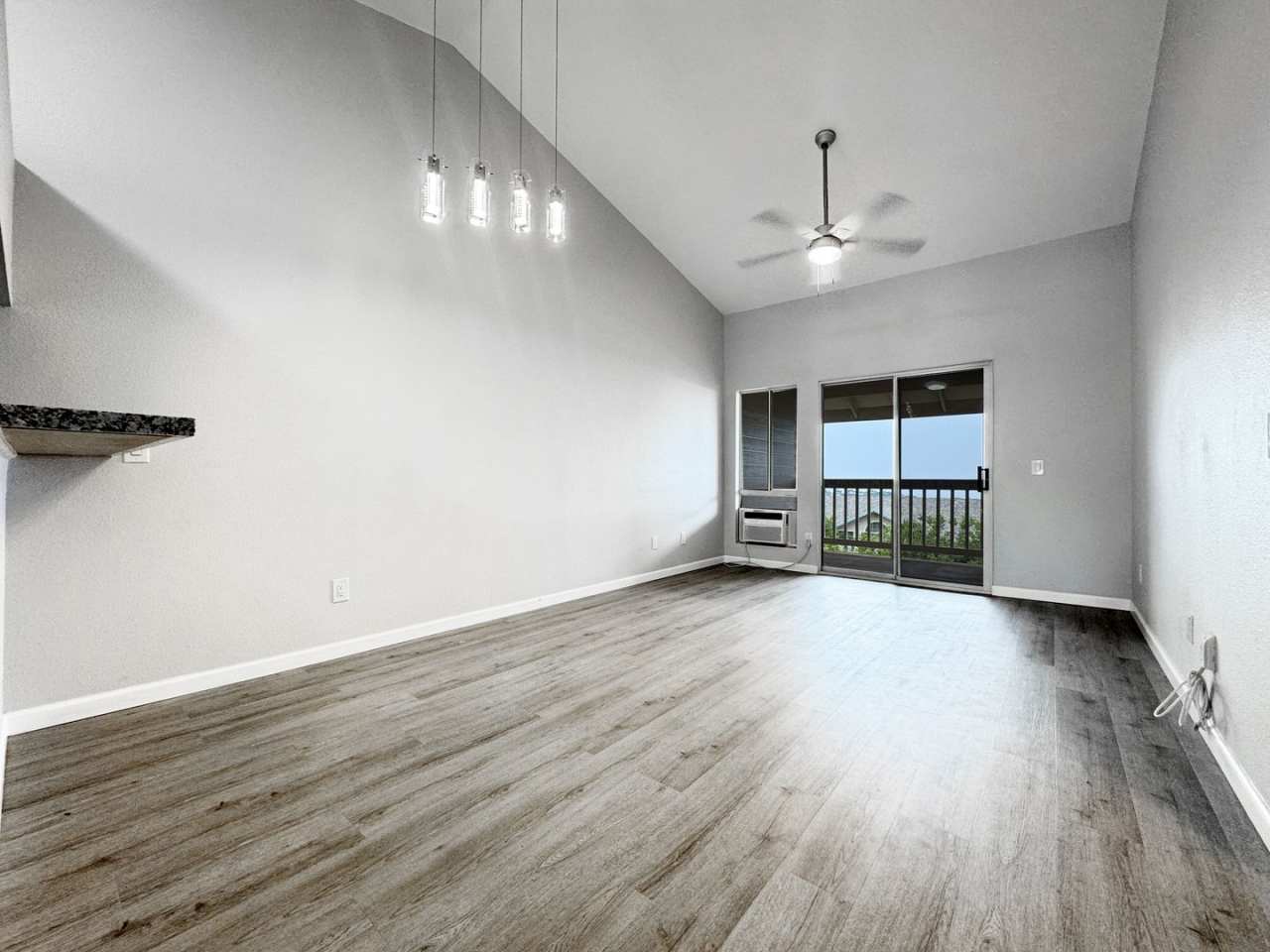 Cat-Friendly Makakilo Condo with A/C