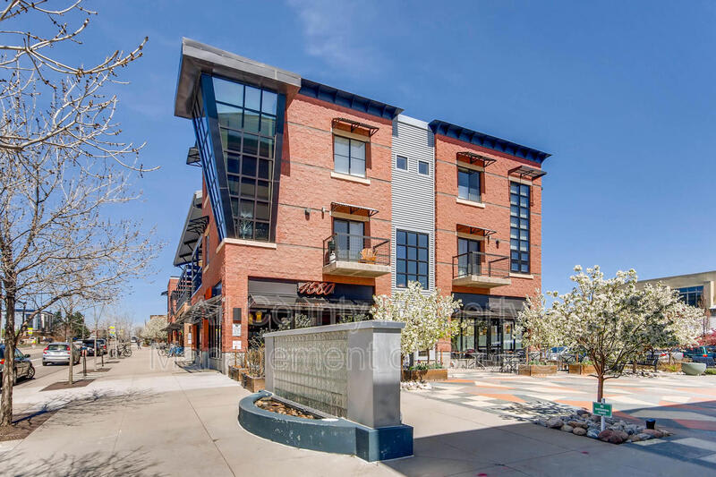 4580 Broadway Street