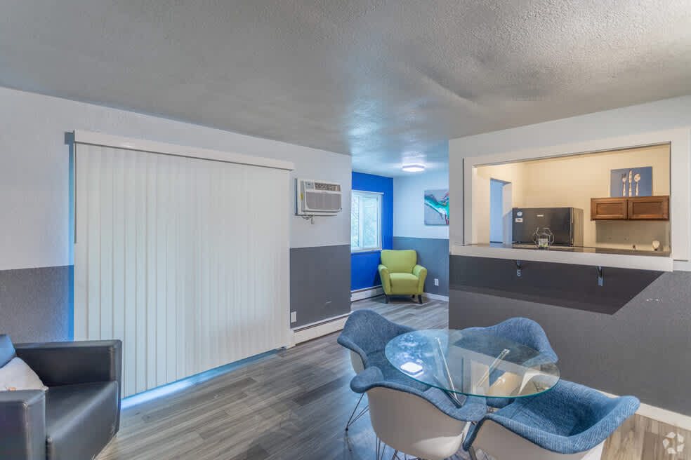 1942 Kentucky Ave - 2