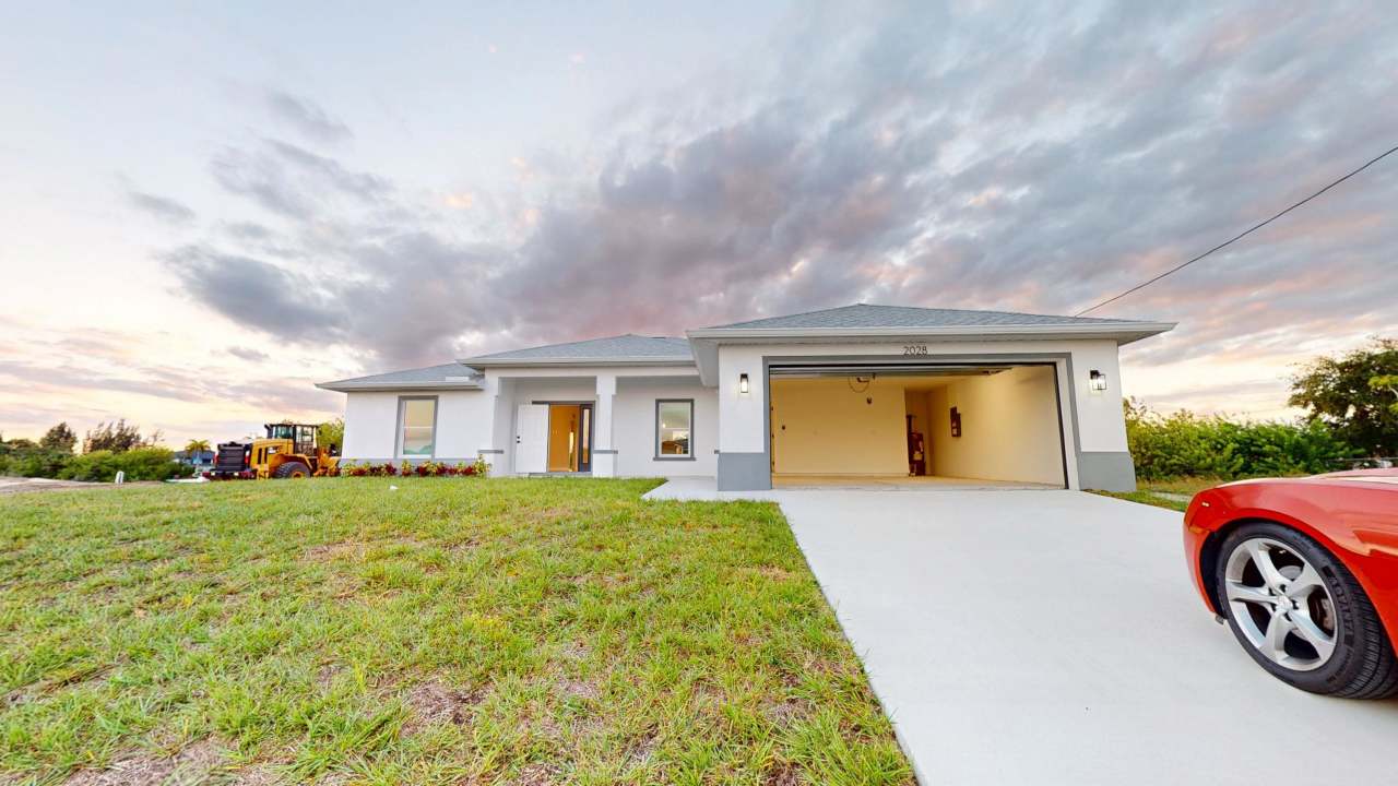 2028 Northeast 6th Avenue