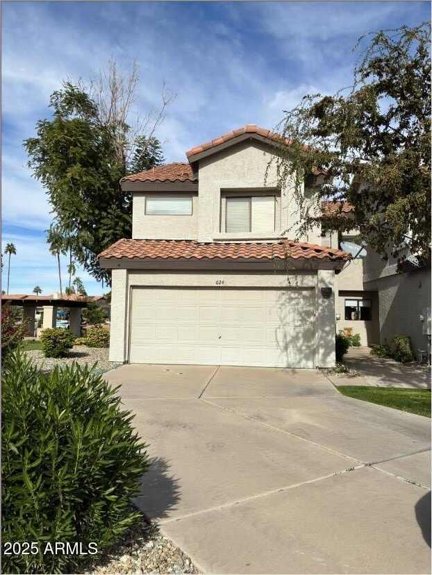 624 S CROWS NEST Drive