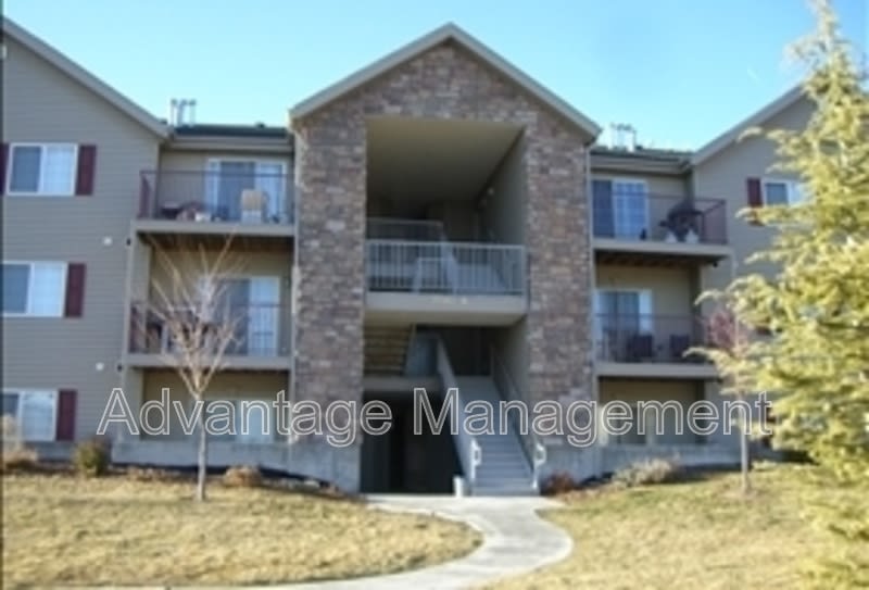 1606 W. Westbury Way