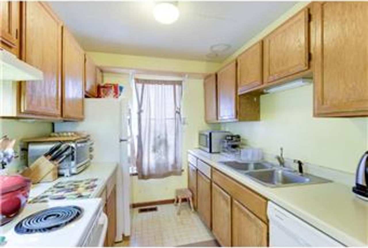 September 1st 2026 move in, newly remodeled townhome