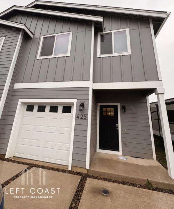 425 Southeast Inlet Avenue