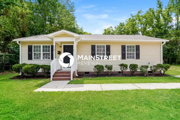 713 South Webb Street